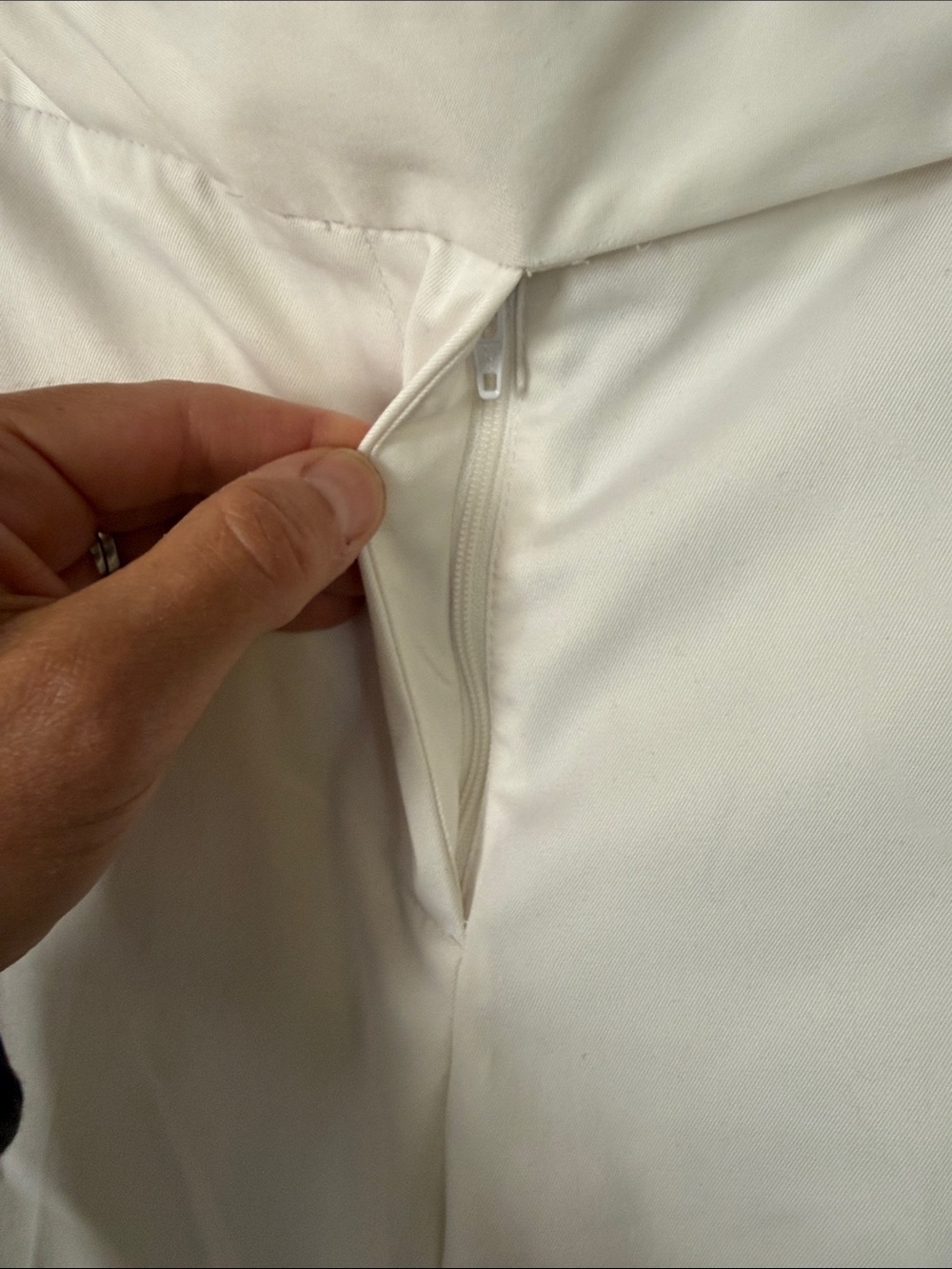 Talbots White Tailored Stretch Straight-Leg Pants Size 6 - Picture 4 of 10